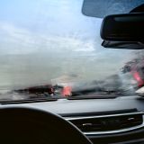 Beschlagene Autoscheibe von innen