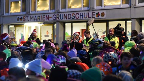 "Glühwürmchenaktion" an der Marien-Grundschule in Greven